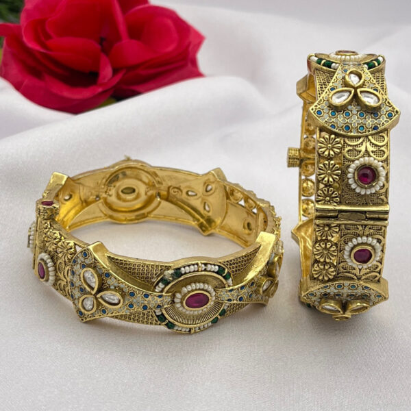 Heritage Antique Gold Meenakari Bangle