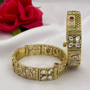 Heritage Kundan Work Bangles with Meenakari Touch