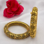 Antique gold platted Bangles