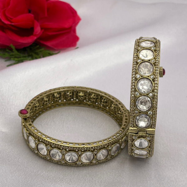 Antique Gold-Plated Moissanite Polki Kundan Bangles