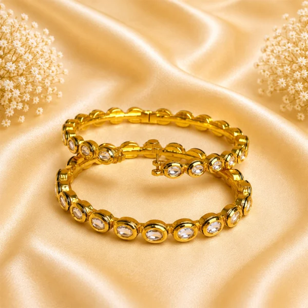Openable-Oval Kundan Kada