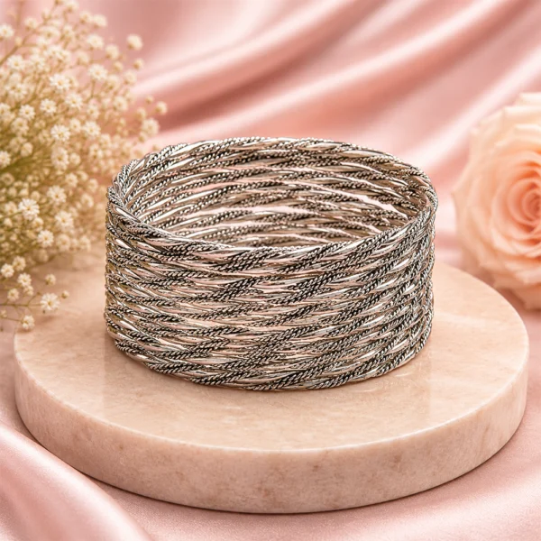 Twisted Metal Bangle