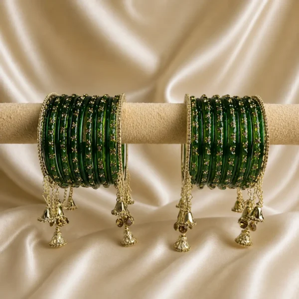 Sleek Hanging With Green Stone Glass Bangle Set